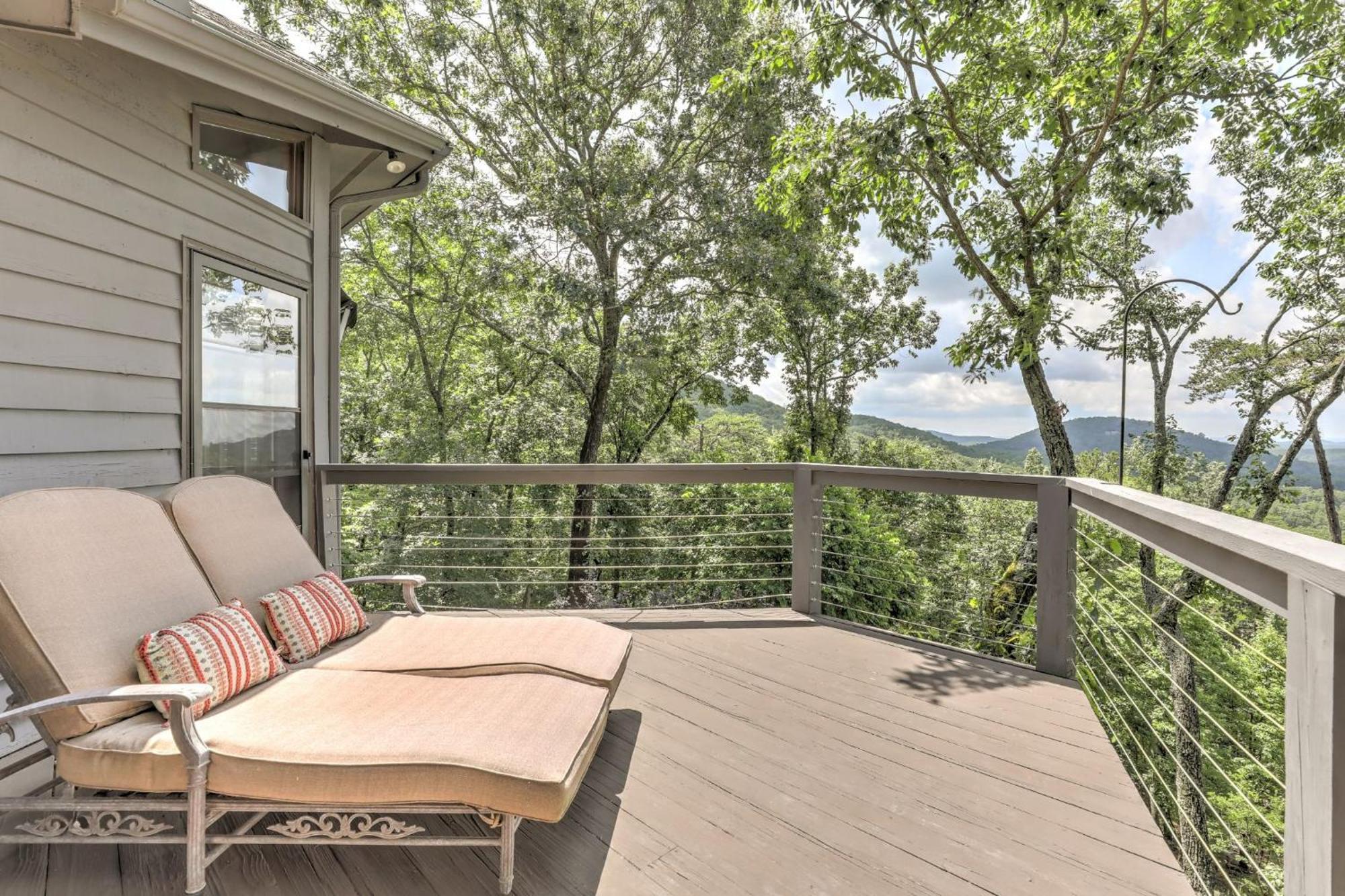 Falken Haus - Relax In Seclusion With Panoramic Lake Views Jasper Exteriér fotografie